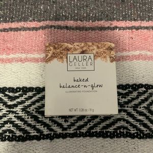 Laura Geller Illuminating Foundation